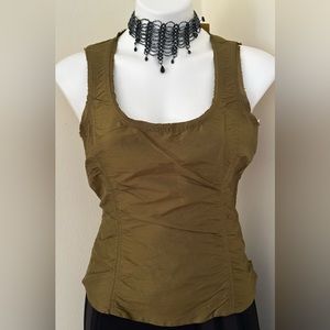 Areli Collection Herms NWT Vertgrn Green  Zipper Closure On Side Sz 8 100% Silk.